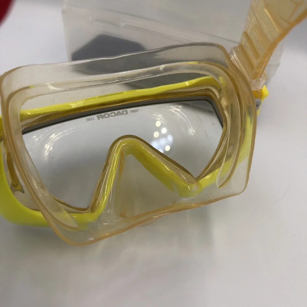 Vintage Dacor Pursuit SL Scuba Goggles